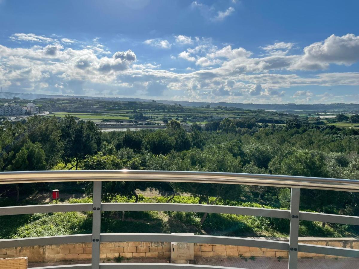 Cosy Designer Finished Apartment With Unobstructed Views San Pawl il-Baħar Extérieur photo